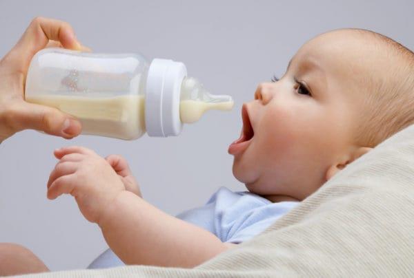 Answer the eternal question: Should babies be bottle-fed?