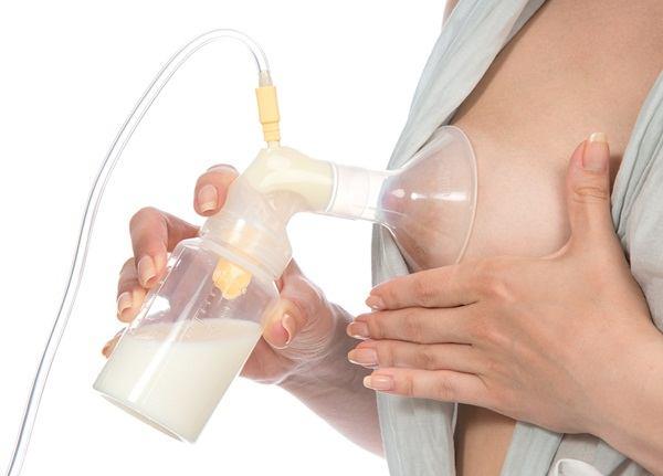 Things you need to understand about blockage of milk after birth