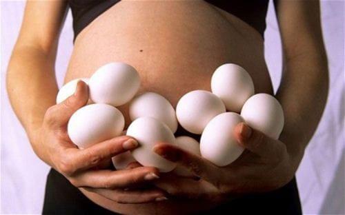 When is it good for pregnant women to eat goose eggs?