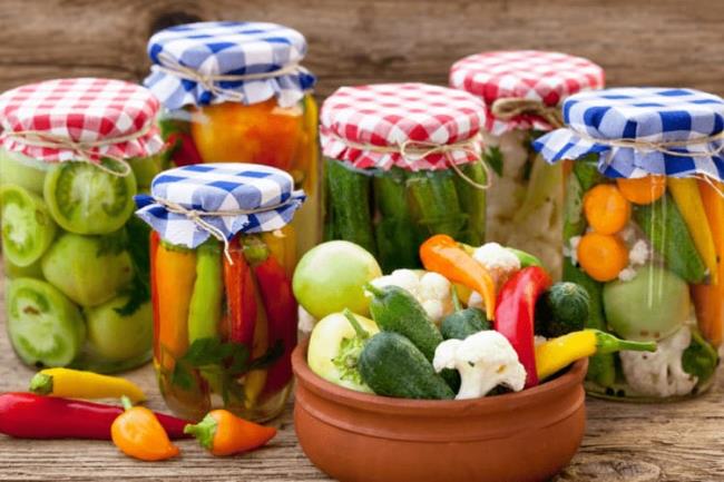 ¿Madre embarazada que come verduras en escabeche puede afectar al feto?