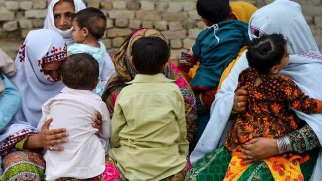 Vor dem Skandal von 900 mit HIV infizierten Kindern in Pakistan war die Welt viele Male erschüttert, weil medizinisches Personal Nadeln und Spritzen wiederverwendete, um Patienten zu infizieren.