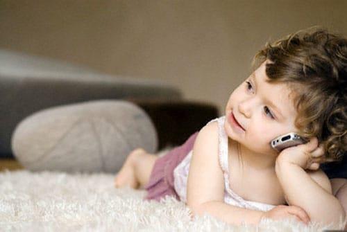 Bambino di 24 mesi: crisi di 2 anni e modi per aiutare i bambini a superare