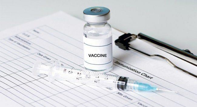 結婚式前の4人の女性のワクチン接種をお見逃しなく！