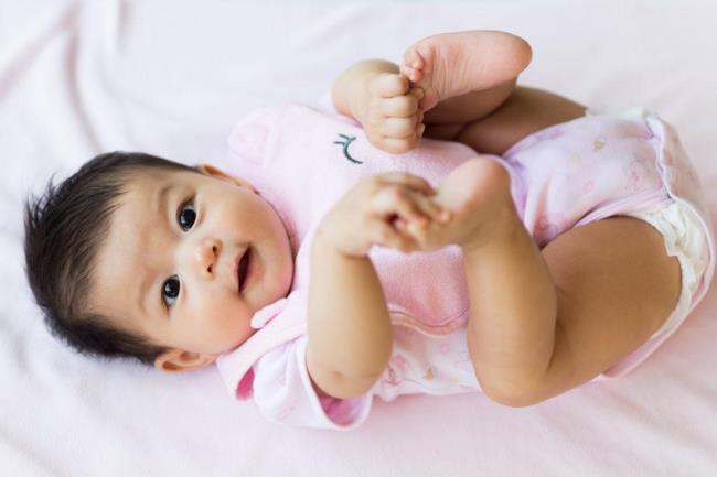 วิธีแก้อาการท้องผูกสำหรับทารกที่บ้านอย่างได้ผล