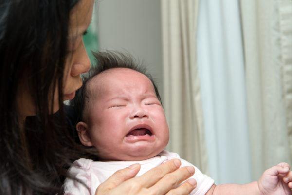 Is newborn wheezing, normal, or need follow-up treatment?
