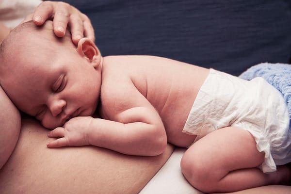جربي هذه الطرق الخمس الرائعة لجعل طفلك يرضع مرة أخرى