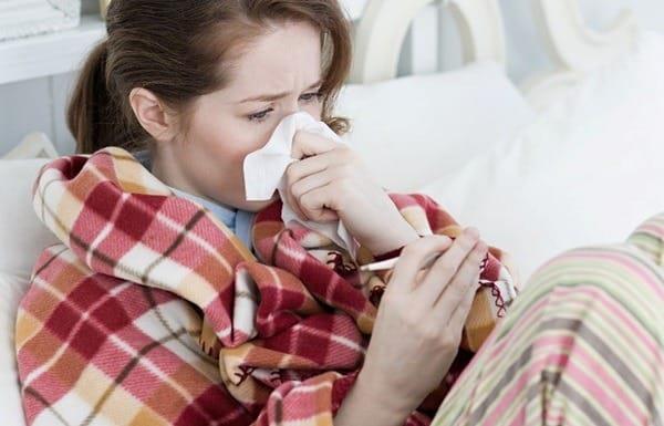 Doğum sonrası tifo enfeksiyonu tehlikelidir ve nasıl önlenir?