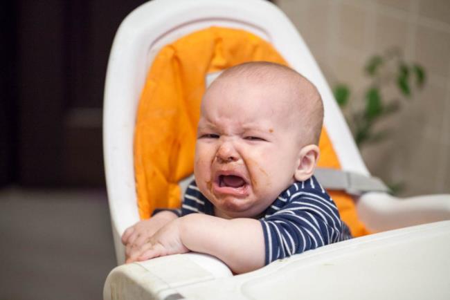 2-Jährige sind pingelig - Ist Ihr Baby verärgert oder möchten Sie nur Aufmerksamkeit bekommen?