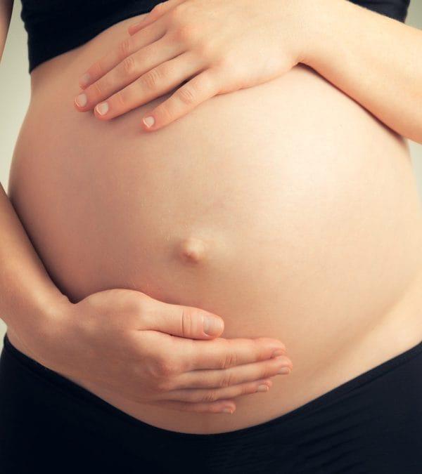 Probieren Sie 18 interessante Zeichen, wenn Sie schwanger sind