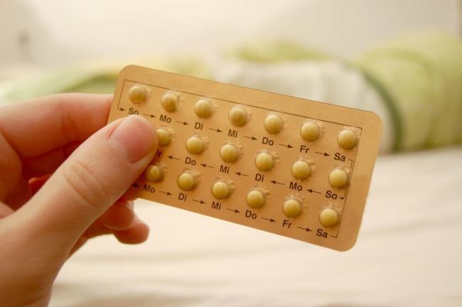 Les mères qui allaitent peuvent-elles prendre des contraceptifs oraux tous les jours?