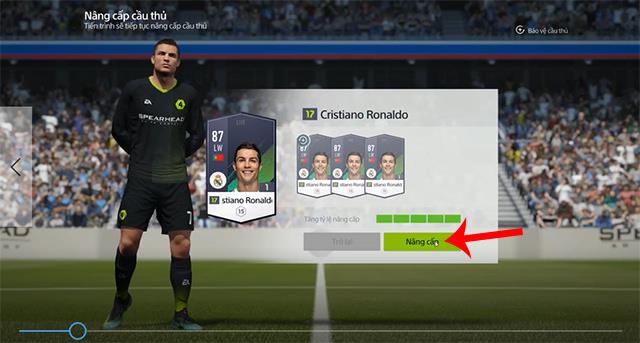 How to upgrade players in FIFA Online 4