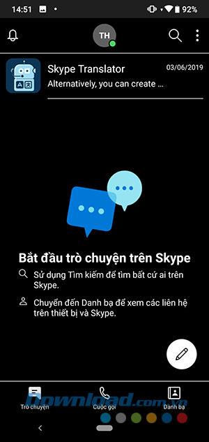 Comment activer le fond sombre pour Skype sur mobile