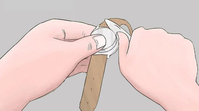 How to remove a wristwatch without tools is simple and easy to do