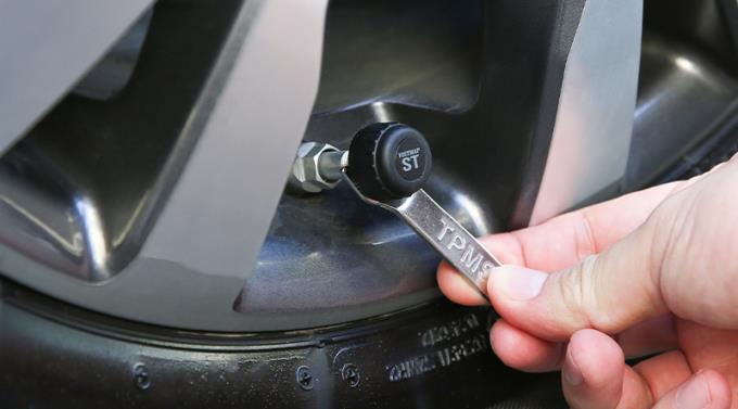 Instrucciones para instalar el sensor de presión de neumáticos de Vietmap V1