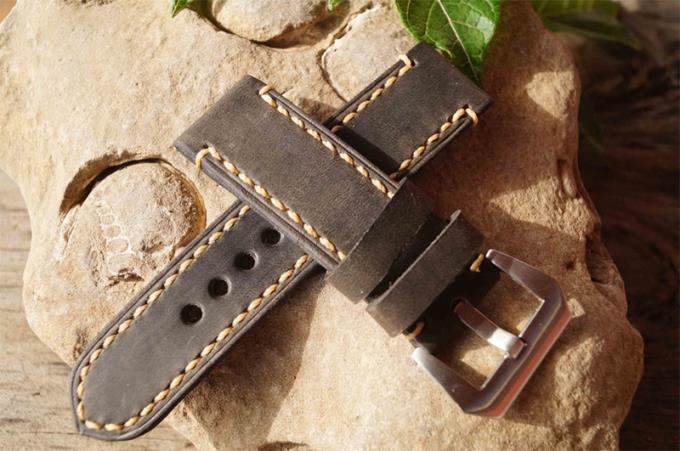8 maneiras de identificar pulseiras falsas de couro genuíno com facilidade