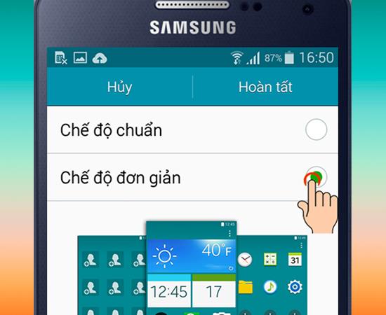 Instrukcje szybkiego włączania i wyłączania trybu prostego w telefonie Samsung Galaxy A5