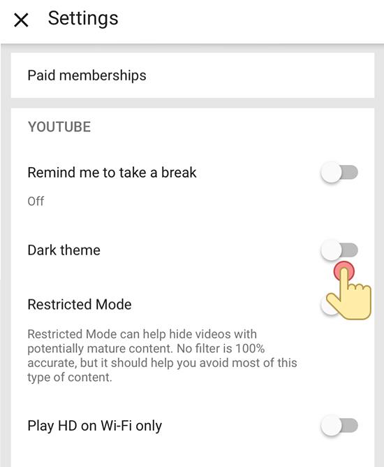 Jak włączyć interfejs z ciemnym tłem dla Youtube na iPhonie
