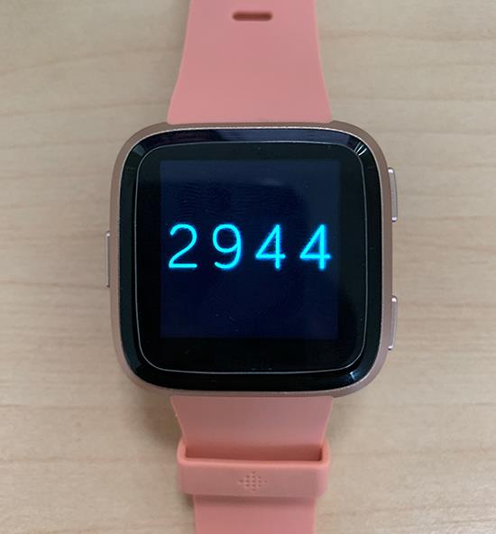 Cum să conectați un ceas Fitbit Versa la un telefon