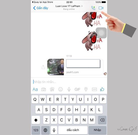 Video calling from Facebook Messenger on iOS platform
