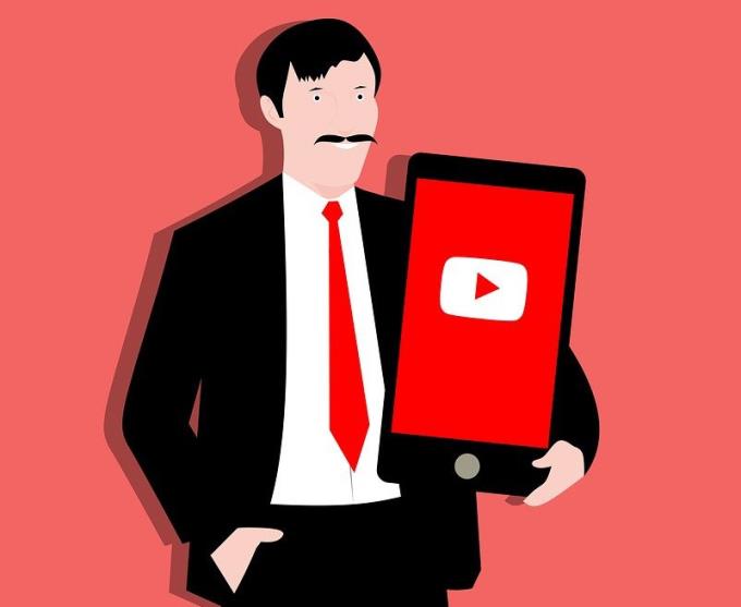 Cos'è YouTuber?  I 5 modi più popolari per guadagnare da YouTube oggi