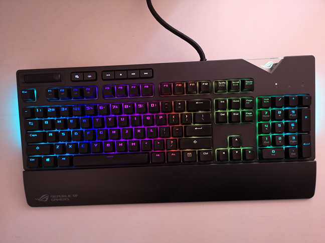 ASUS ROG Strix Flare review: The keyboard to light your gaming