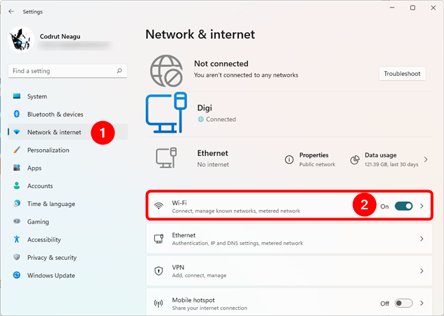 How do I enable or disable the Wi-Fi on Windows 11?