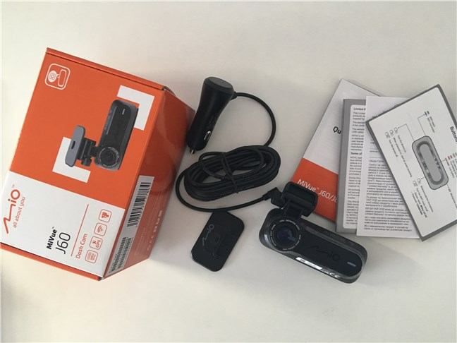 MIO MiVue J60 review: Dash cam with built-in Wi-Fi and GPS tracking