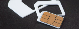 استخدم رمز PUK لإلغاء قفل بطاقة SIM الخاصة بأجهزة iPhone