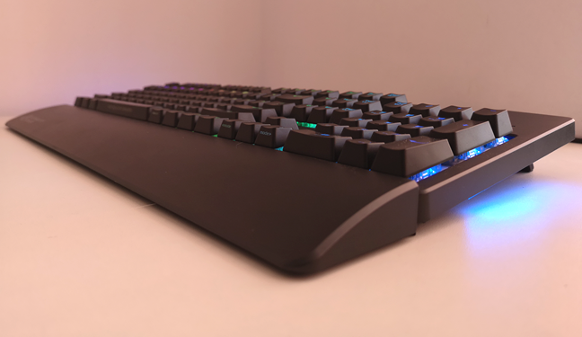 ASUS ROG Strix Flare review: The keyboard to light your gaming