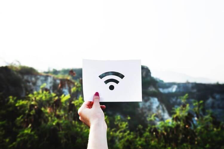 What is Wi-Fi?  How does Wi-Fi work?