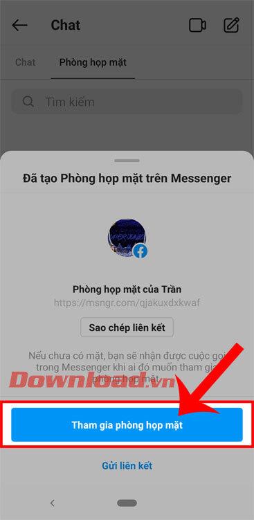 Arahan untuk membuat panggilan video kumpulan Bilik Messenger di Instagram