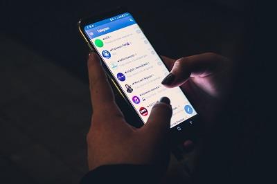 Comment savoir qui a enregistré votre numéro dans Telegram