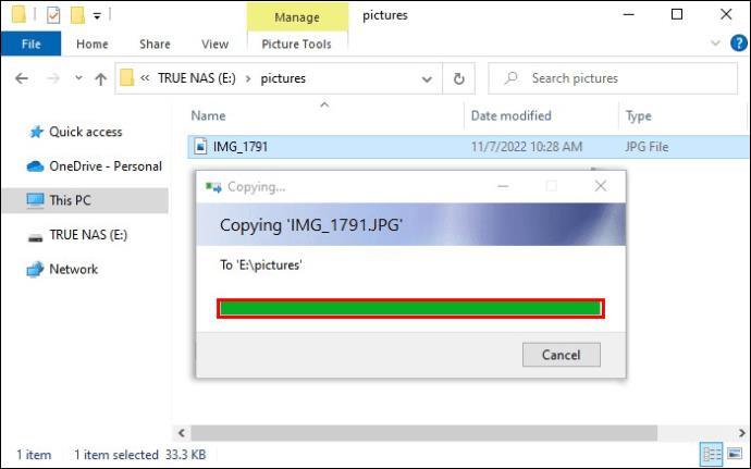 How To Transfer Pictures From An IPhone To A USB Flash Drive