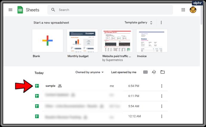 Comment ajouter une ligne de tendance à Google Sheets