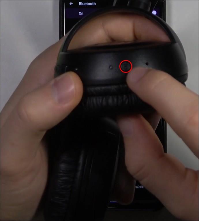วิธีเชื่อมต่อหูฟัง Bluetooth กับ Xbox Series S หรือ X