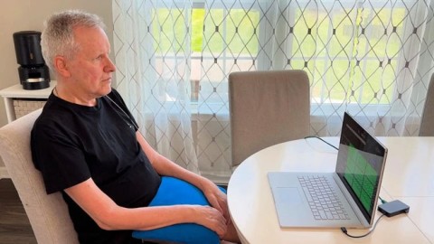 La prima persona a cui è stato impiantato ChatGPT nel cervello per aiutarla a manipolare i dispositivi elettronici La prima persona a cui è stato impiantato ChatGPT nel cervello per aiutarla a manipolare i dispositivi elettronici