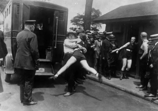 28 صورة تاريخية نادرة والقصص المذهلة وراءها