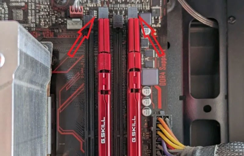 Instructions on how to upgrade RAM on PC and laptop