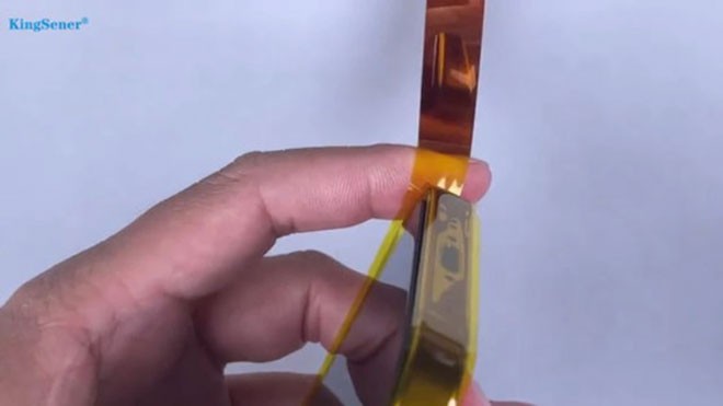 Gros plan sur le processus de mise à niveau de l'iPhone 16 Pro 128 Go vers 1 To