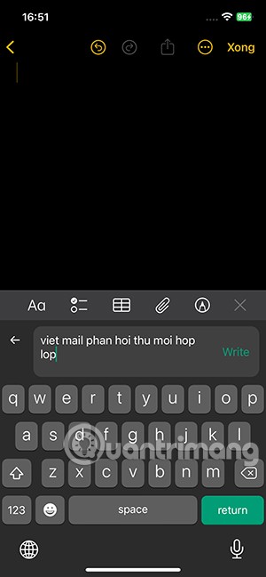 Come usare lo strumento di scrittura AI senza iPhone 15