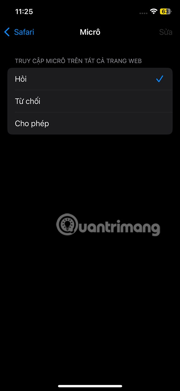 كيفية ضبط إعدادات موقع Safari على iPhone