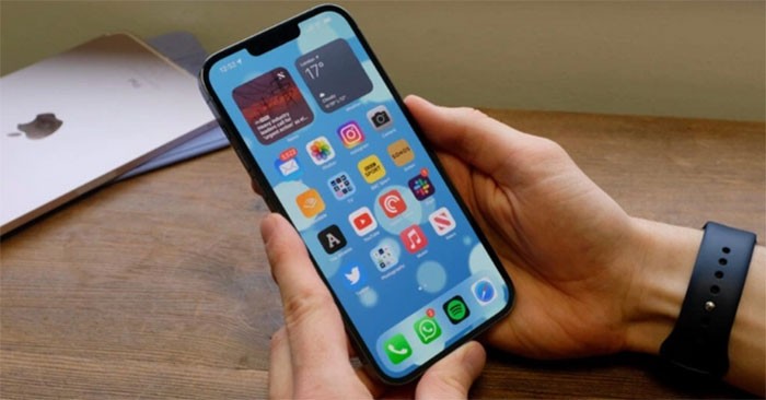 Syarikat paparan China meminta Apple untuk memaafkan selepas insiden penipuan spec Syarikat paparan China meminta Apple untuk memaafkan selepas insiden penipuan spec