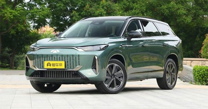 Une voiture hybride chinoise parcourt 2 100 km avec un seul plein d'essence