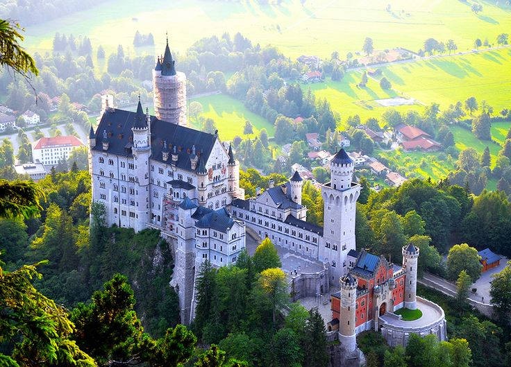 10 อันดับปราสาทที่สวยที่สุดในโลก