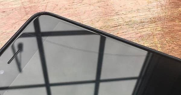 Apple tocmai a pus capăt componentelor în loturi și ecranelor „necutie”.