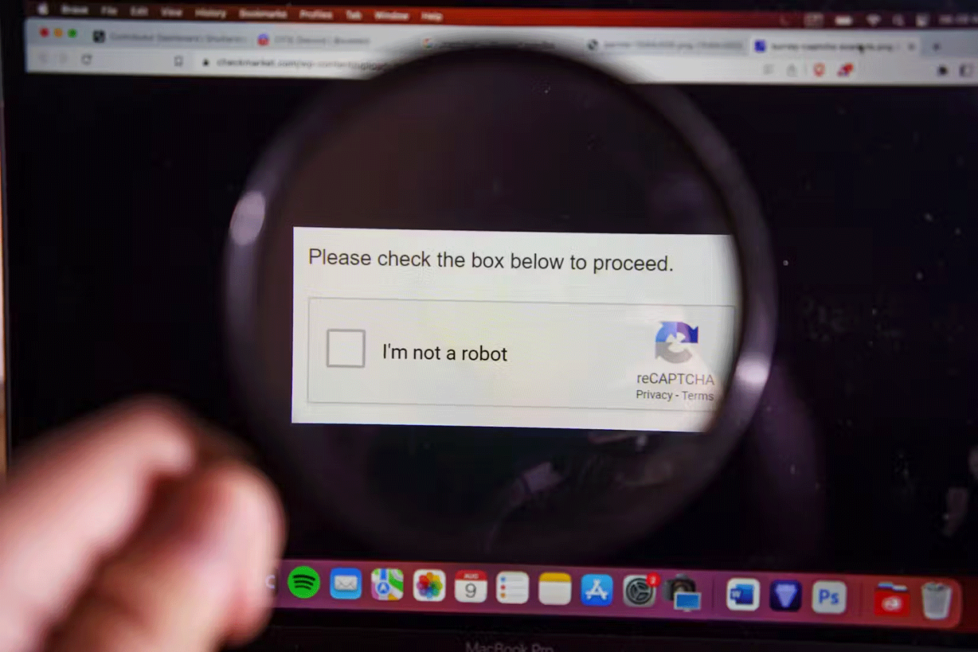 犯罪者如何使用 CAPTCHA 傳播惡意軟體？