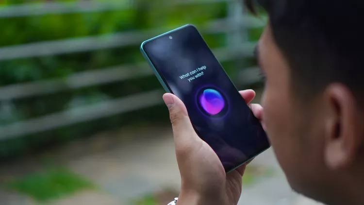 The Rise of the Virtual Assistant: The New Era in Personal Technology Is Here