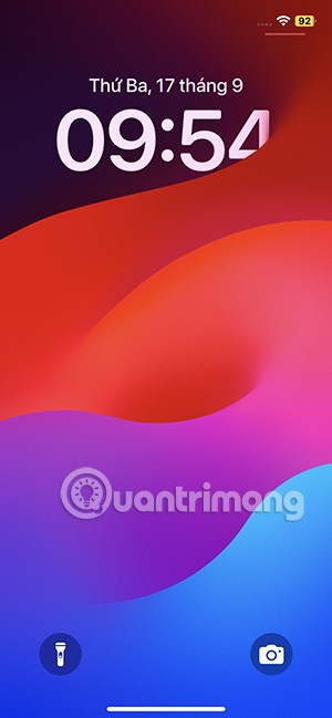 Como alterar a cor do arco-íris do relógio da tela de bloqueio do iPhone