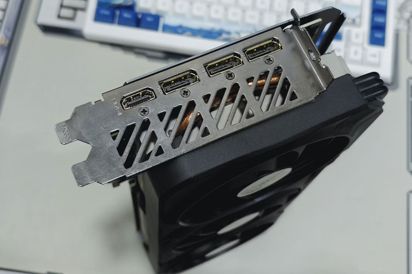 Как исправить исчезновение панели управления NVIDIA в Windows 11/10