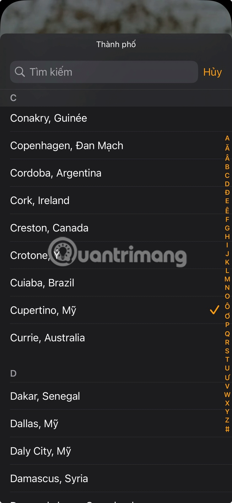 Hoe u meerdere tijdzones op het iPhone-scherm kunt weergeven